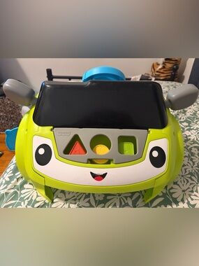 Fisher-Price Green and Black Shape Sorter Activity Toy